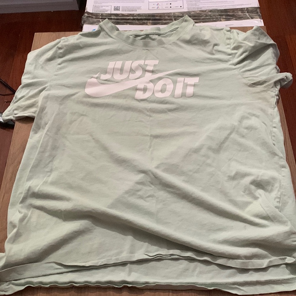 Like new Nike t-shirt